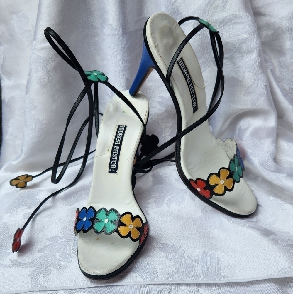 RARE VINTAGE 70s ANDREA PFISTER TIE UP FLOWER HEEL - Picture 6 of 8